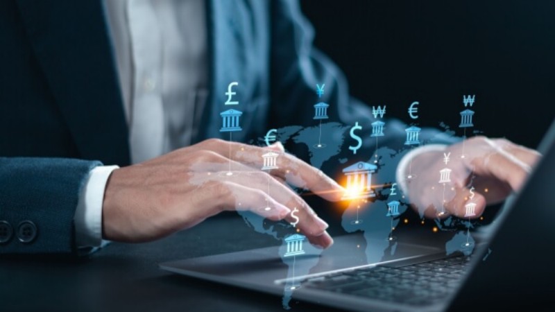 finding foreign currency exchange near me easily - ultima markets