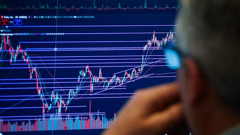 How Traders Hedge Tail Risk in 2026 - ultima markets
