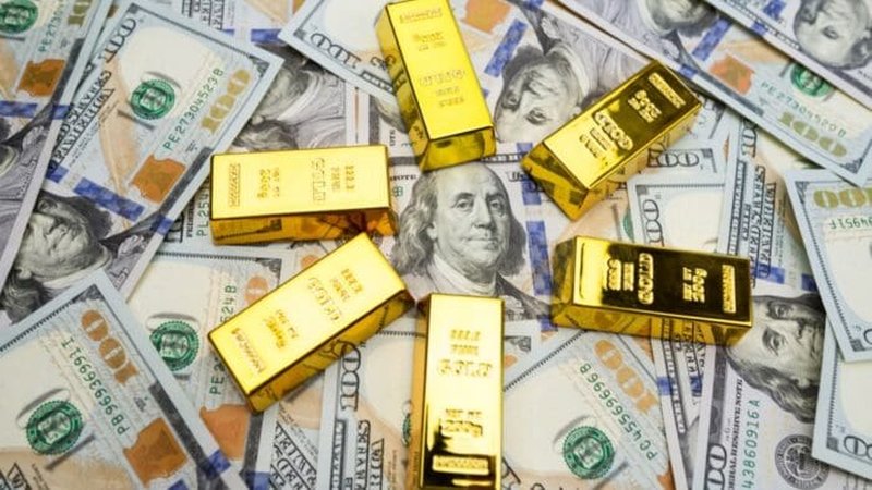 Why Is the Dollar Stronger Than Gold in a Crisis? What Safe-Haven Investors Need to Understand in 2026